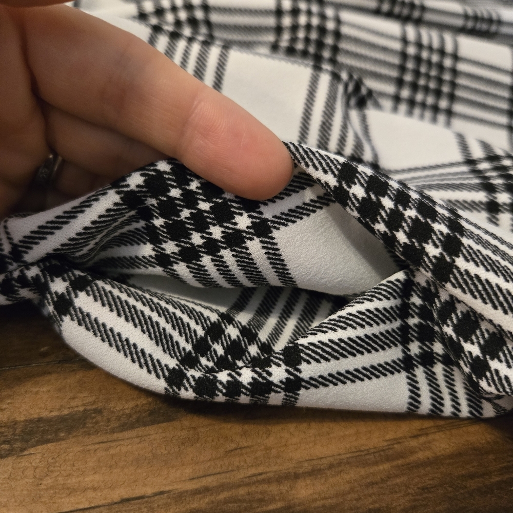 Woodmouse & Thistle 2T Classic Black and White Plaid Kids Dress - Picture 6 of 6